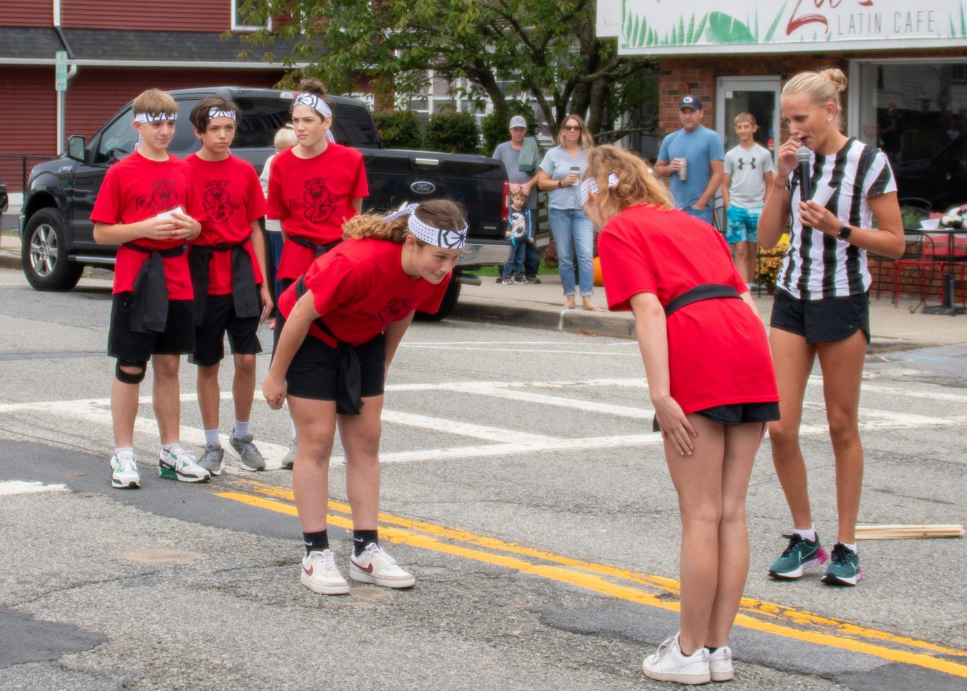 Freshman put on a skit at the homecoming parade