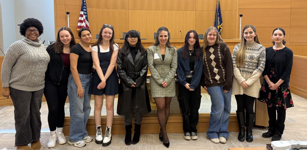 Students pose at OC Supreme Court Courthouse